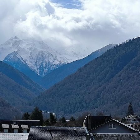 Appartement Vert Tendre Face A La Montagne Bagnères-de-Luchon Esterno foto