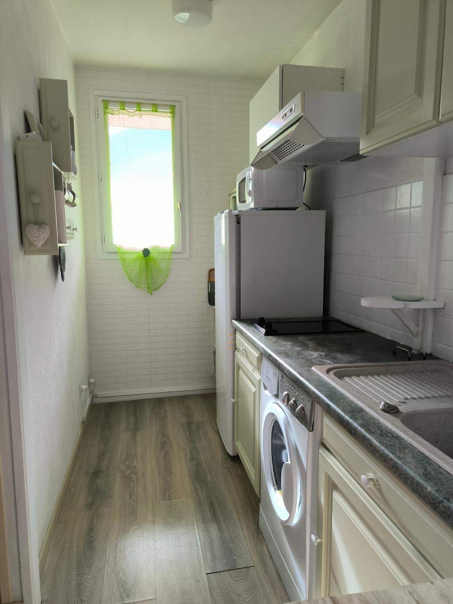 Appartement Vert Tendre Face A La Montagne Bagnères-de-Luchon Esterno foto