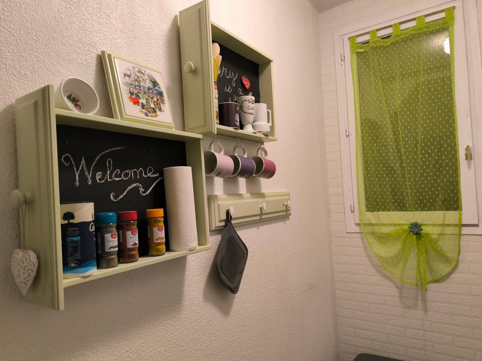 Appartement Vert Tendre Face A La Montagne Bagnères-de-Luchon Esterno foto